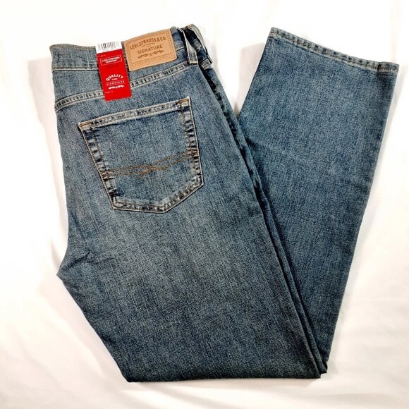 Levi Strauss Signature Jeans Mens W34 L30 Straight Medium Wash Denim NWT - Picture 1 of 16